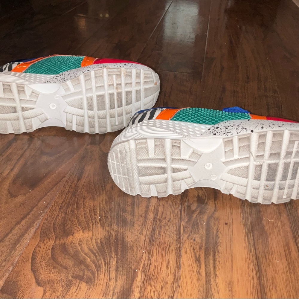 Colorful Zebra Print Sneakers - Picture 4 of 4